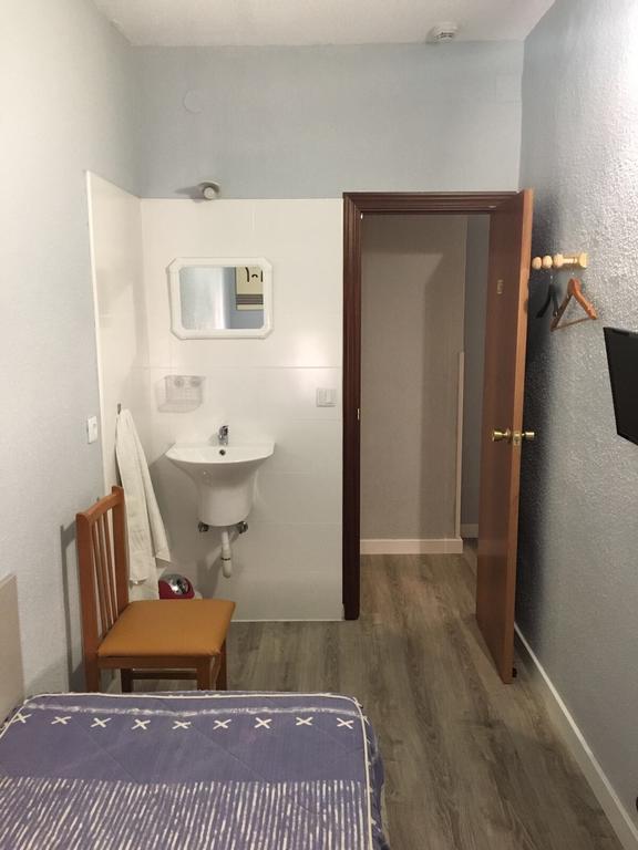 Hostal Rosales Aranda de Duero Luaran gambar