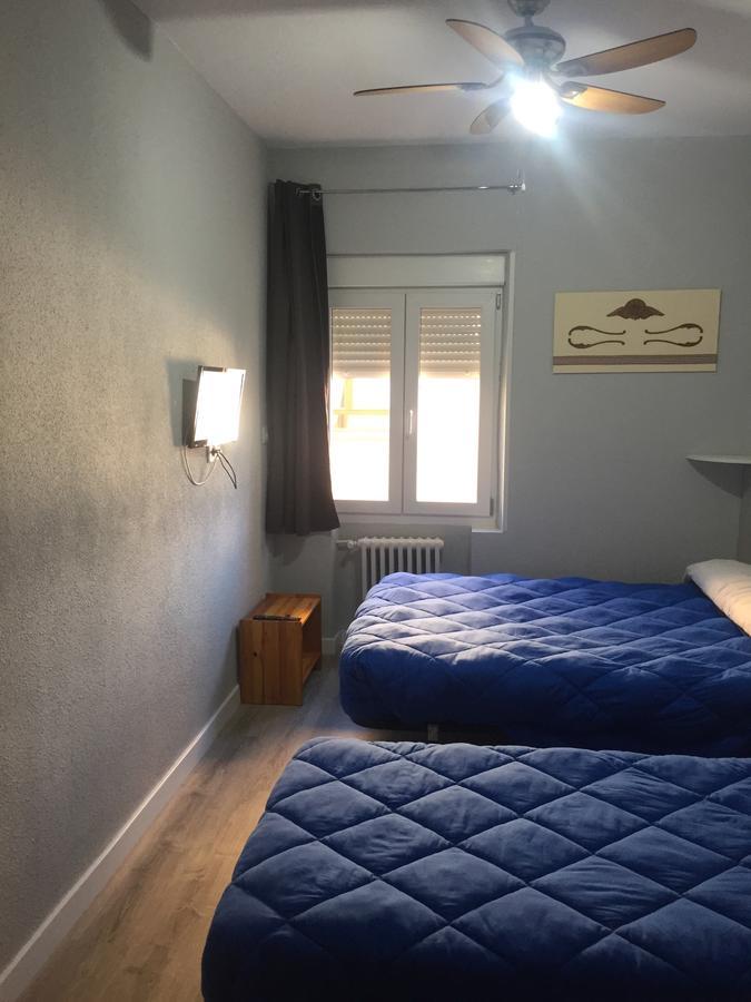 Hostal Rosales Aranda de Duero Luaran gambar