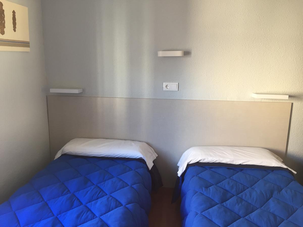 Hostal Rosales Aranda de Duero Luaran gambar